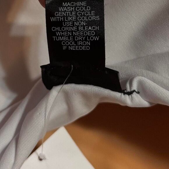 Rue-21 Junior/teens White and Cream Swimsuit-one-piece Size Large NWT - Picture 4 of 4